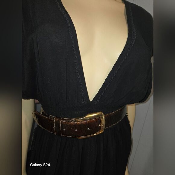 MCM ALLIGATOR WITH BRASS BUCKLE BELT MADE IN ITALY - Picture 11 of 14